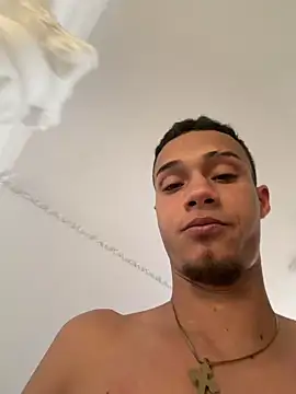 friends_lust_latin's Webcam Show