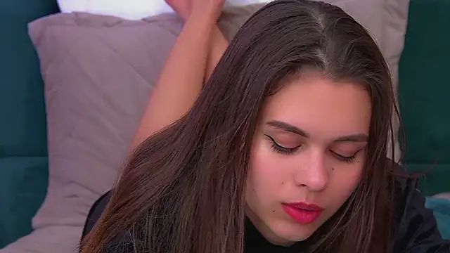 دردشة PollyLanders الجنسية المباشرة