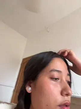 Nhefertary Adlı Modelin Canlı XXX Sohbeti