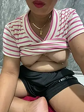 Chat +18 de Linaannn ao vivo