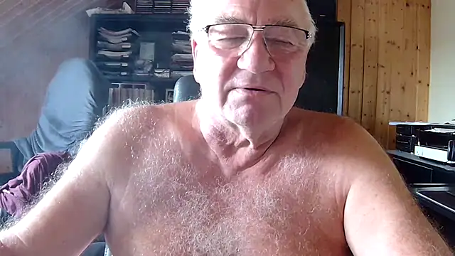 biggandybig's Live XXX Chat