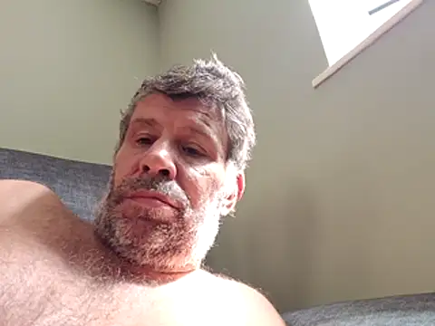 stud2512 Live XXX Chat