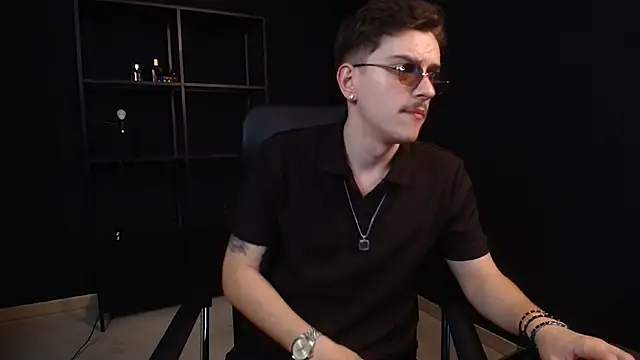 FelixStarkk: απευθείας συνομιλία ΧΧΧ