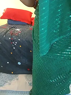 Živý XXX chat INDIANDESIMATURE