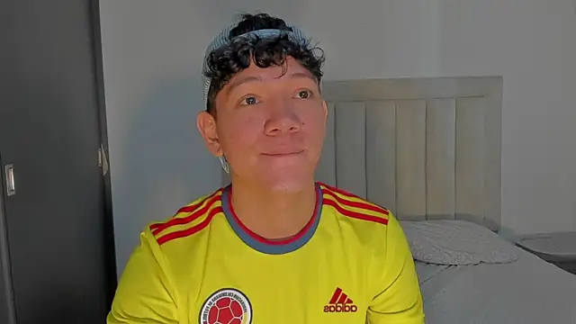 JulianRose_1 라이브 XXX 채팅