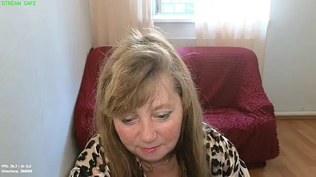 Melania_Cook – Naživo XXX chat