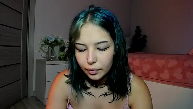 missinfull Chat XXX live