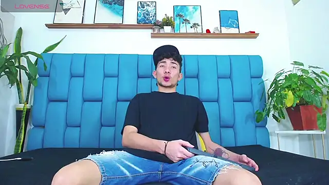 Chat +18 de Max_Holson ao vivo