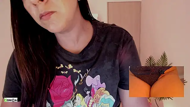 urcute_kitten's Live XXX Chat