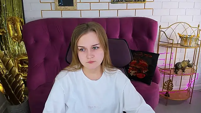 XXX chat uživo modela LissaTelor
