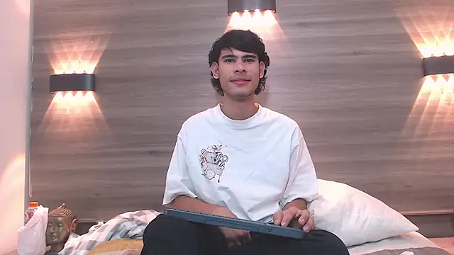 Kevin_Brooks1 লাইভ XXX চ্যাট