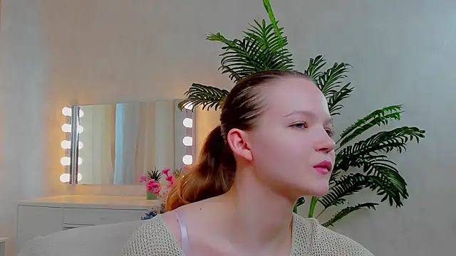NaomiFess' Live XXX Chat