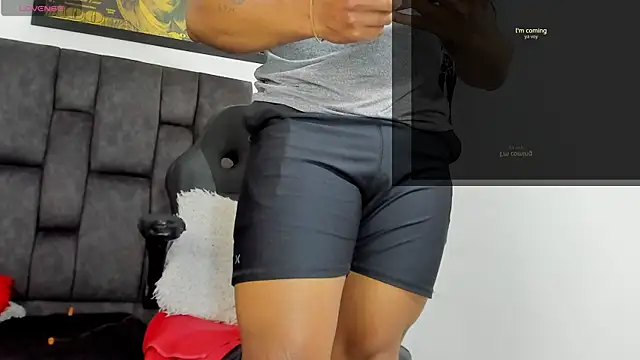 MattRodriguez9 Adlı Modelin Canlı XXX Sohbeti