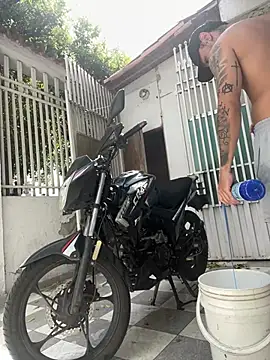 Brian_Adler – Live XXX-chat