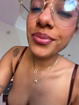 Chatroom XXX en direct de Belkaj
