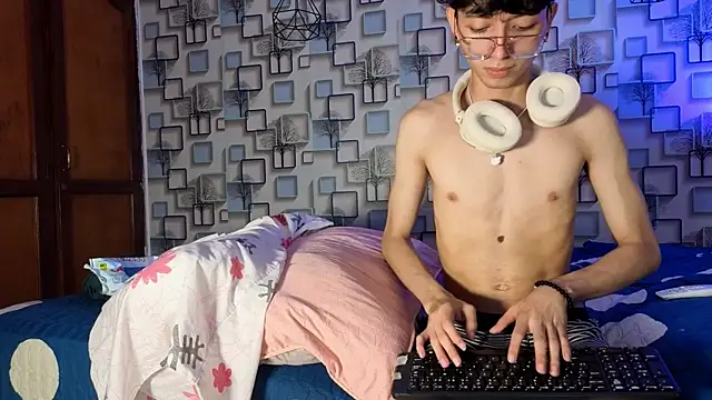 دردشة Twink_Sebas7 الجنسية المباشرة