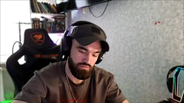 XXX chat uživo modela _Serious_Man