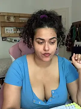 Curvydesifromgermany Live XXX-Chat