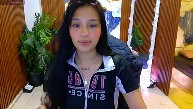 Chatroom XXX en direct de Corall_tay1