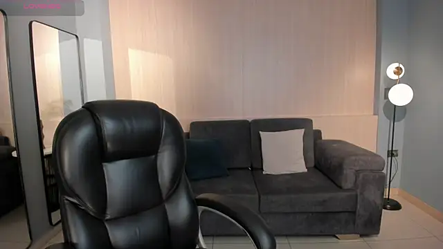 NatalieLewis Adlı Modelin Canlı XXX Sohbeti