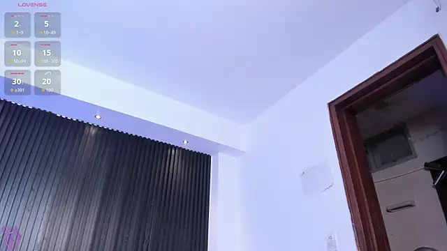 Chat +18 de charlottewhitte ao vivo