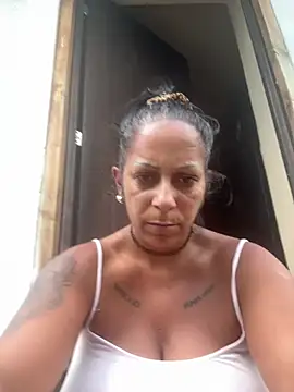 wildfarmbabe Live XXX-Chat