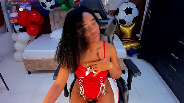 Chat +18 de lia_16 ao vivo