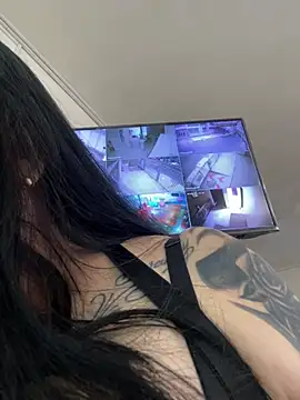 eva_sexx69 Adlı Modelin Canlı XXX Sohbeti