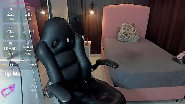 Živý XXX chat ROXXYBLOOM