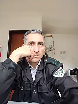 Alejandro83bsf Chat XXX live