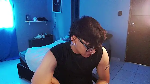 Chat XXX en directo de Mr_yisuzz