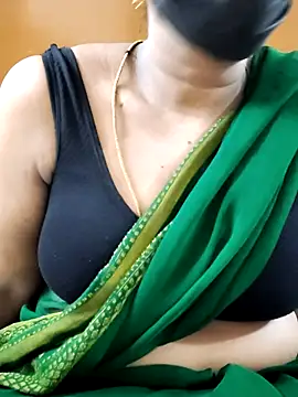 Chat XXX Live tamilammu1431