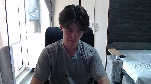 XXX chat uživo modela arthur___king