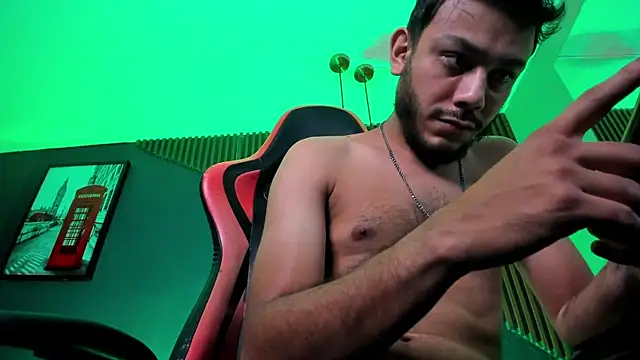 Boss_Domiinator Chat XXX in diretta