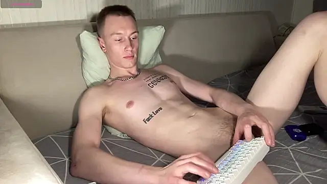 Travis_Gracile Chat XXX in diretta