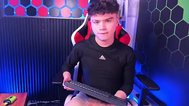 Chat +18 de Ian_Stone_ ao vivo