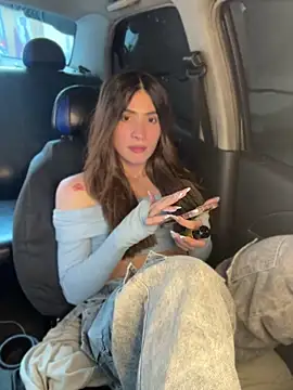 Chat XXX ao vivo de Lottus_fire