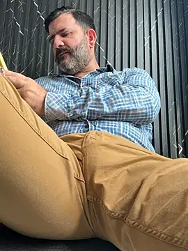 Hairy_Dad86 Adlı Modelin Web Kamerası Şovu