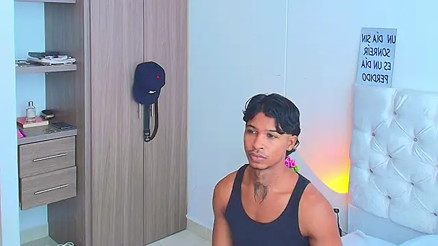 cassian_gold's Live XXX Chat