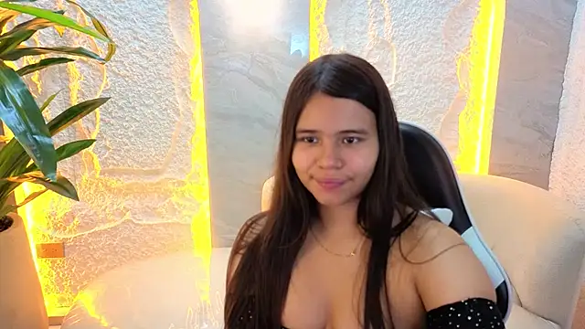 roxan1_tp's Live XXX Chat