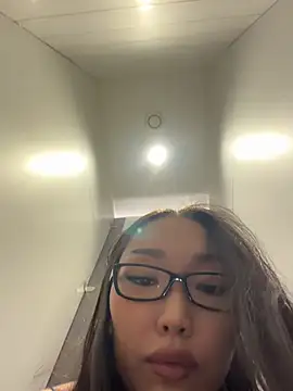 trytomakememoam's Live XXX Chat