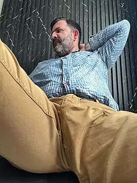 Hairy_Dad86: онлайн-секс-чат
