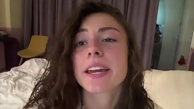 Chat +18 de IraidaArvayo ao vivo