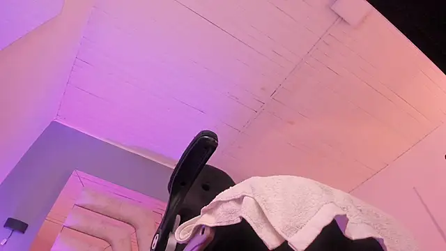 _NatachaDiaz_ Live XXX-chat