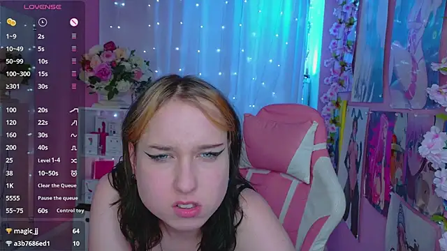 Chat XXX ao vivo de Oksi_Koxy