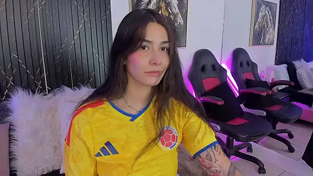 Chat +18 de Bonnie_Rider ao vivo