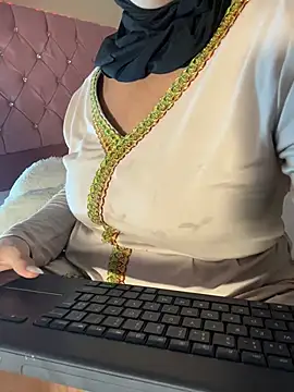 Онлайн чат XXX Marian_fadel
