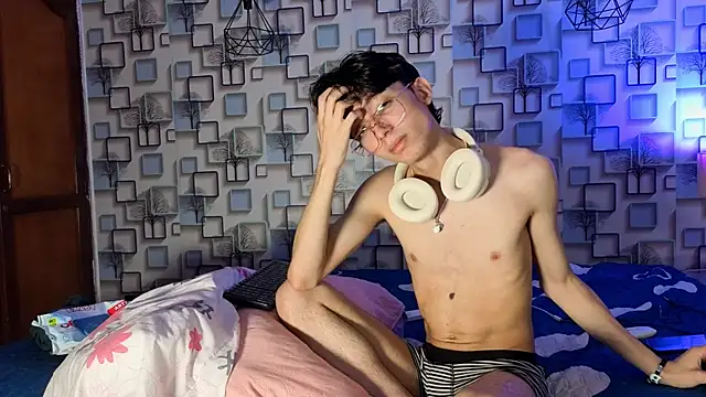 Chat XXX en directo de Twink_Sebas7