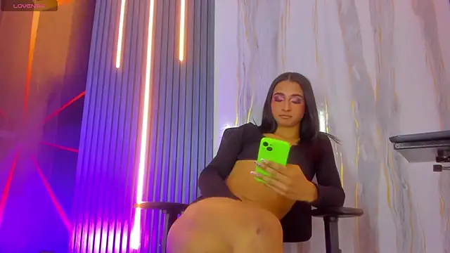 Miss_Isa_ élő XXX-chatje
