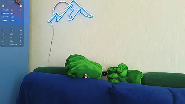 AliviaWithLove's Live XXX Chat